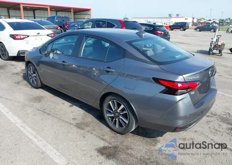 2021 Nissan Versa Sv z USA, uszkodzony, nr VIN 3N1CN8EV0ML834640